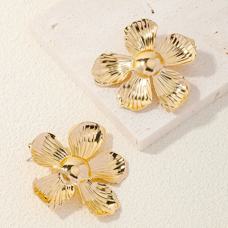 Chic Metal Flower Stud Earrings - Vienna Verve Collection