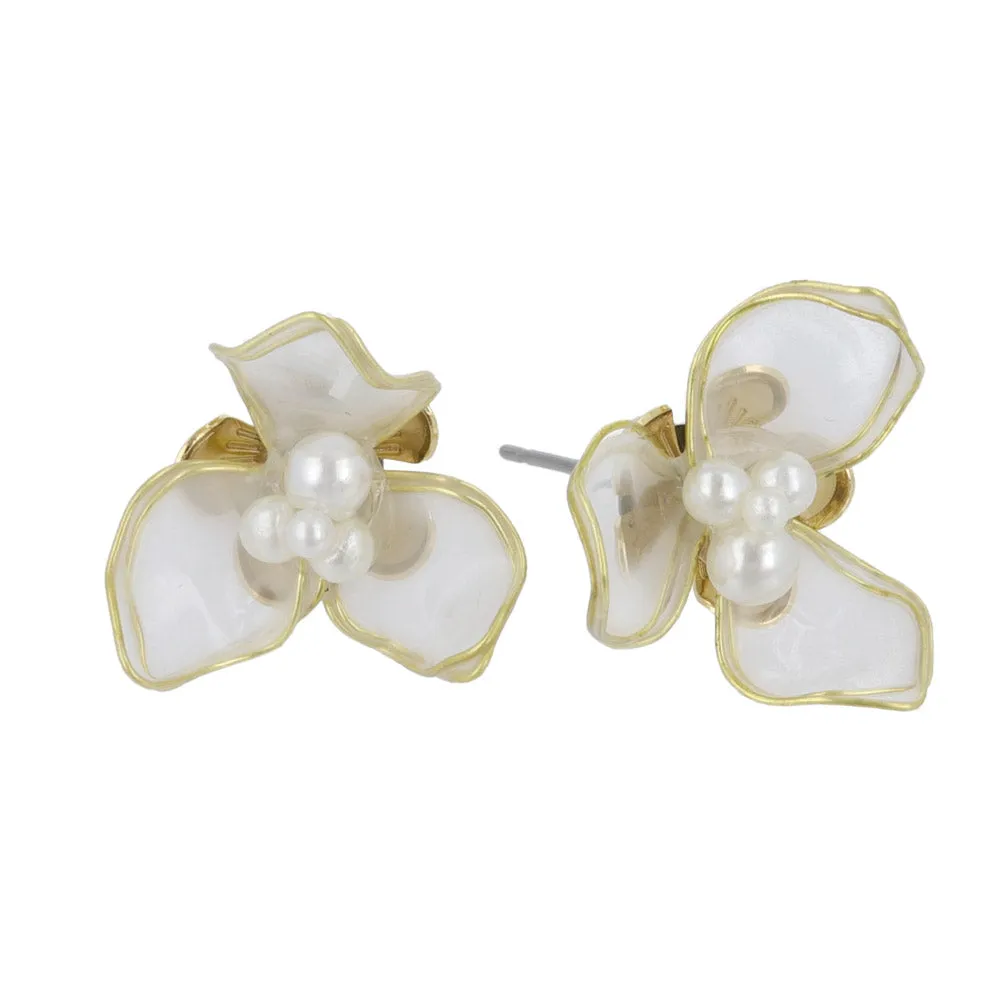 Clear Flower Pearl Cluster Studs