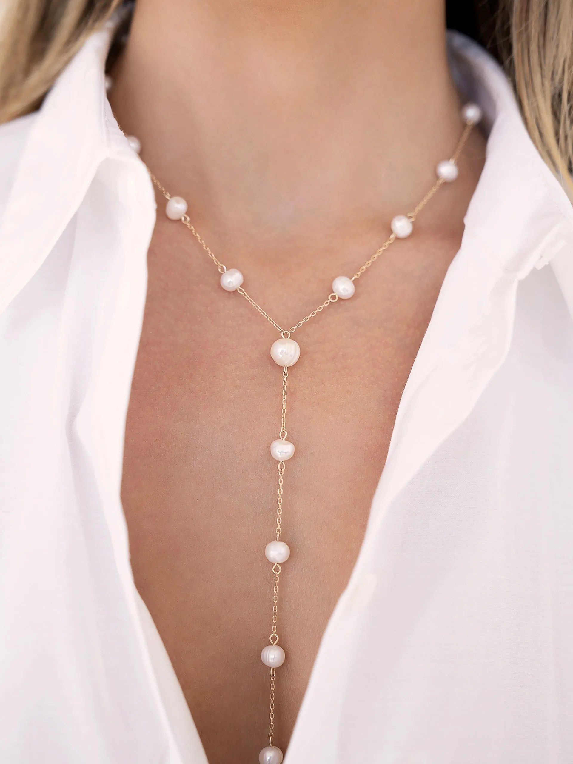 Dripping Pearl Lariat Necklace