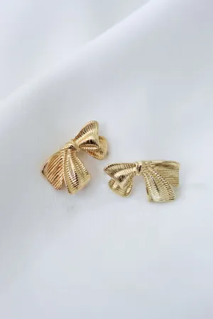 Izzy Bow Studs