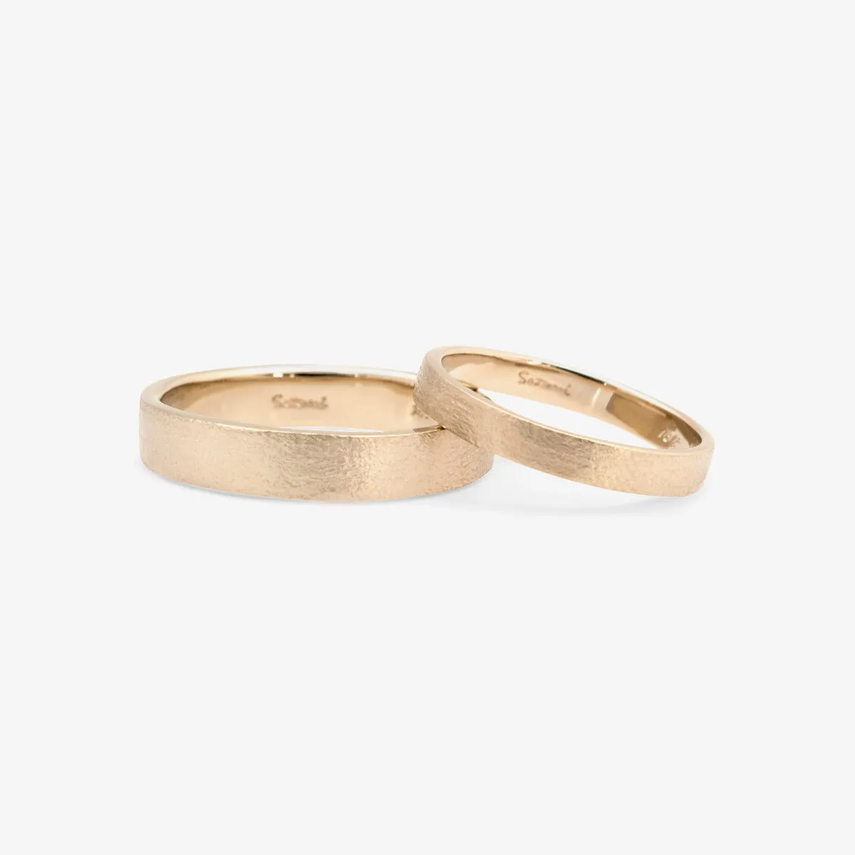 MR0117 | 4.2mm Square Gilded Band