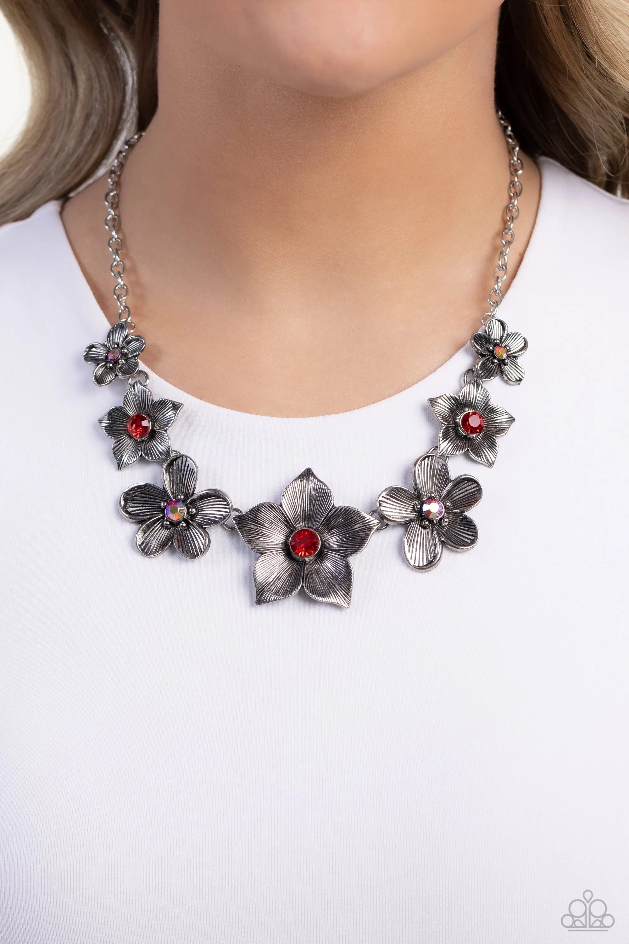 Necklaces Free FLORAL - Red N413